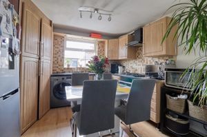 Kitchen- click for photo gallery